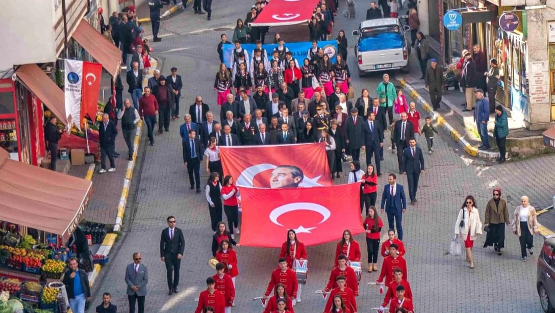 ''SEN ÇOK YAŞA CUMHURİYET!''